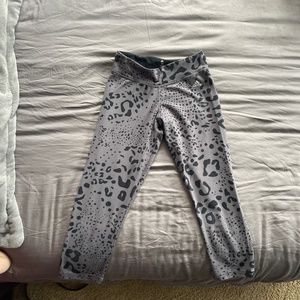 Adidas workout capris